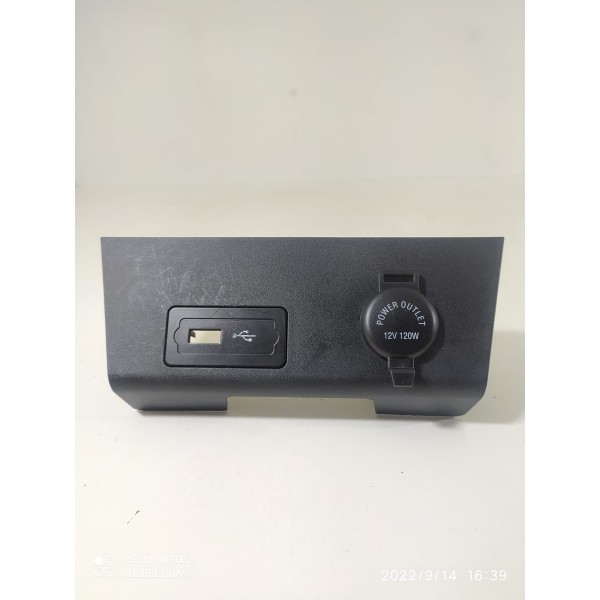 Tomada Usb 12v Moldura Chery Tiggo 3x 2022