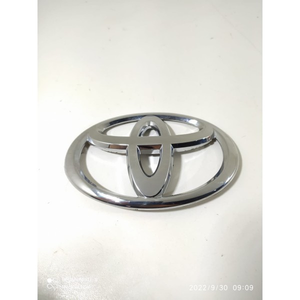 Emblema Grade Parachoque Toyota Etios 2016 / 20975 Prata