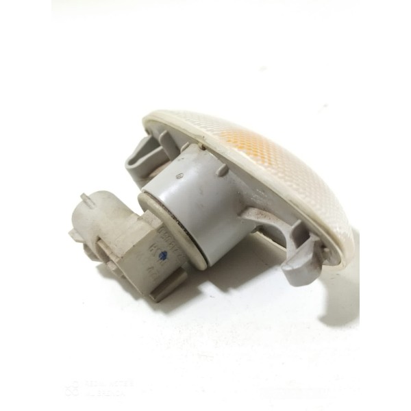 Lanterna Pisca Paralama Toyota Etios 2016/2021 Orig Direito Branco