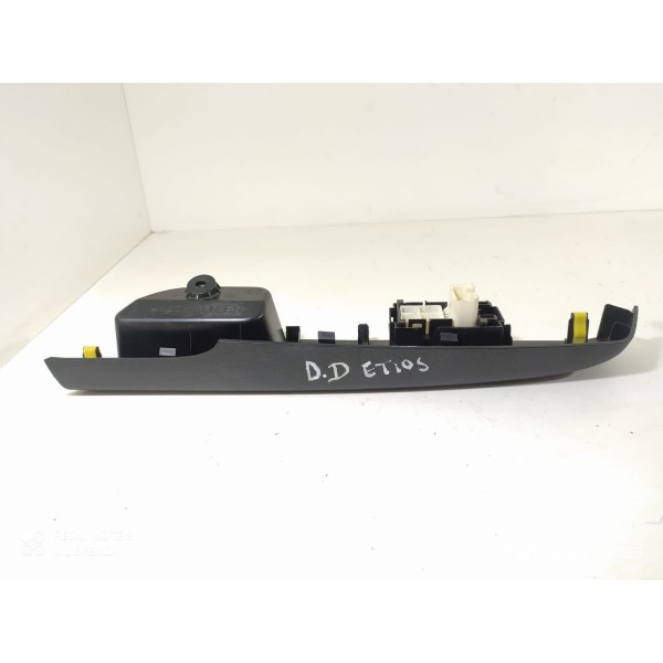 Botão Vidro Toyota Etios Dianteiro Direit 2016/2021 Original