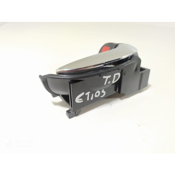 Maçaneta Int Toyota Etios Traseira Direita 2016