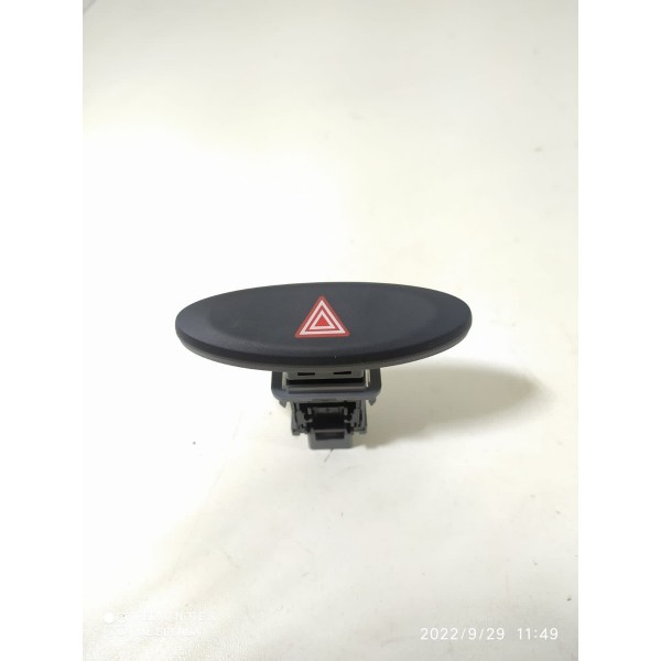 Botão Pisca Alerta Toyota Etios 2016