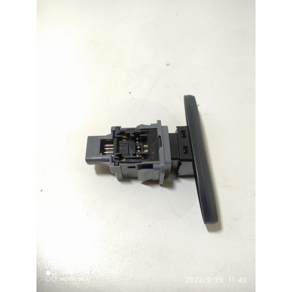 Botão Pisca Alerta Toyota Etios 2016