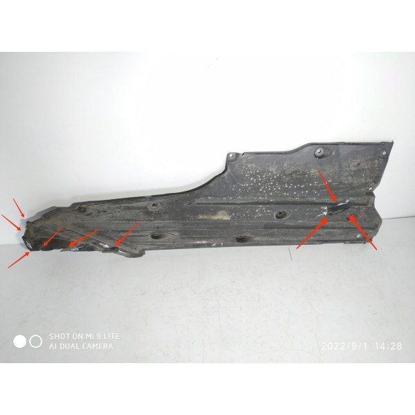 Protetor Assoalho Slk200 350 Direito 05/11 A1716190238 Det