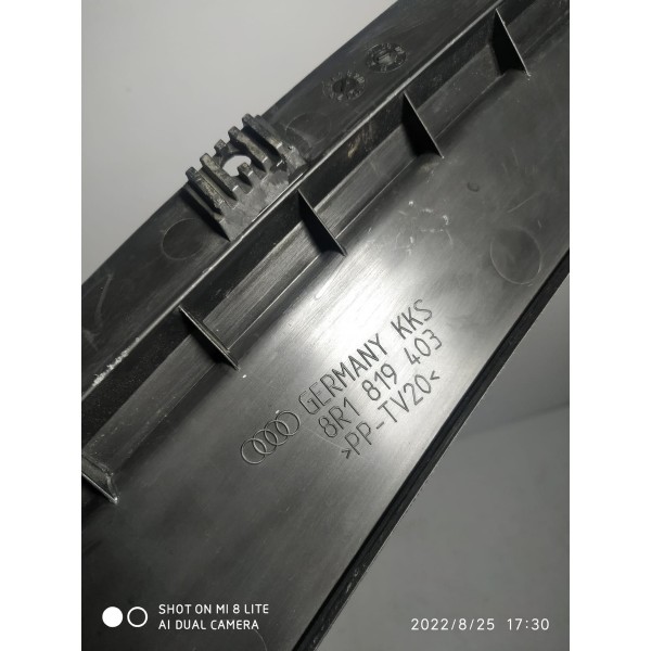 Grade Parabrisa Audi Q5 2009/2015 8r1819403 Preto