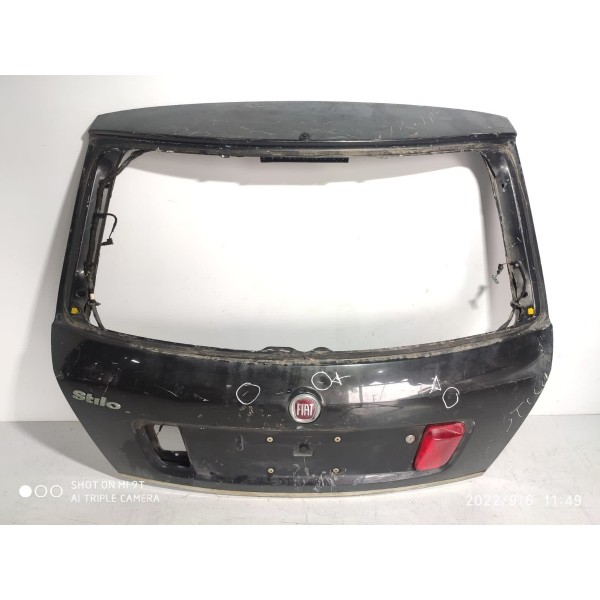 Tampa Traseira Fiat Stilo 2005/2012 Detalhe Preto