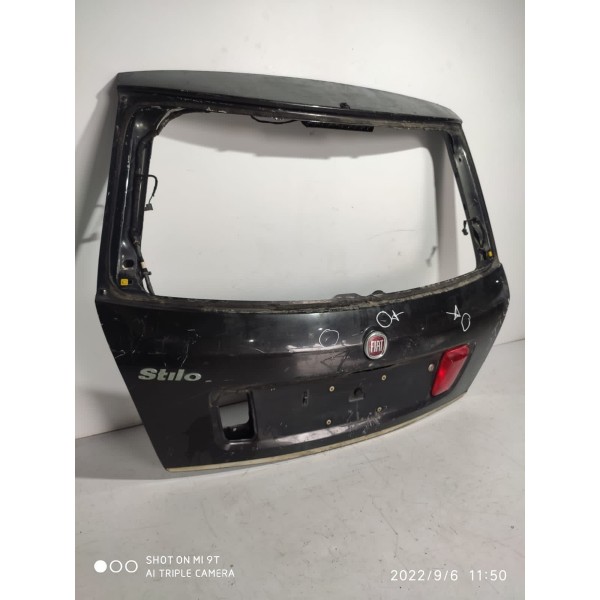 Tampa Traseira Fiat Stilo 2005/2012 Detalhe Preto