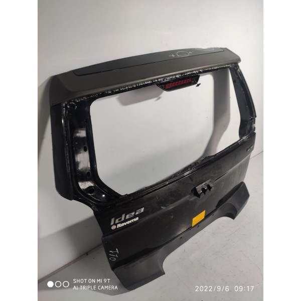 Tampa Traseira Fiat Idea Adventure 2010/2016 Det Preto