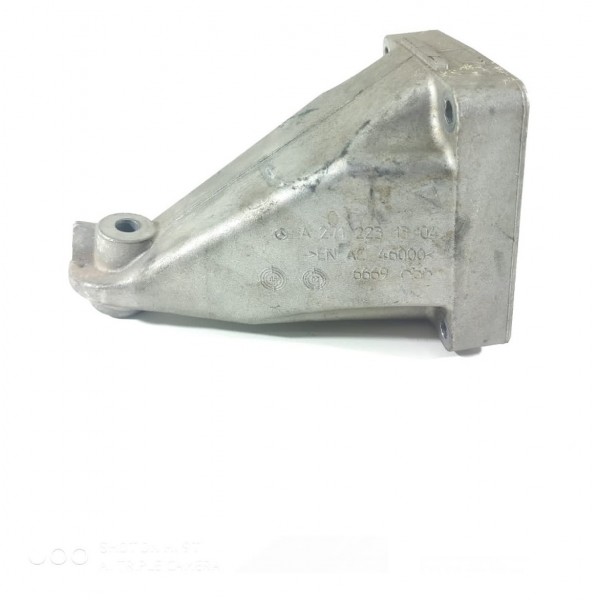 Suporte Mercede Slk200 C180 Direito 2005/2011 A2712231304