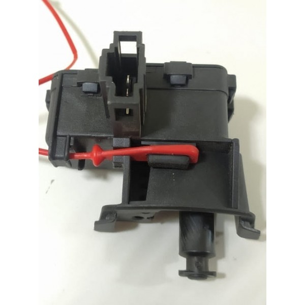 Motor Trava Portinhola Audi A4 Q5 2009/2016 8k0862153d