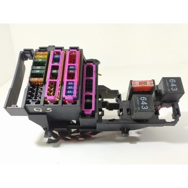 Caixa Fusivel Audi Q5 A4 2.0 2009/2013 8k0971845