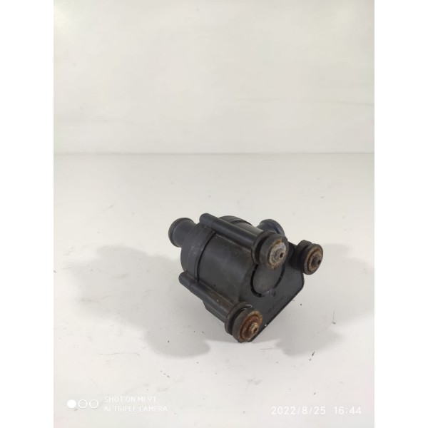 Bomba Agua Auxiliar Audi Q5 A5 2009/2013 060121601