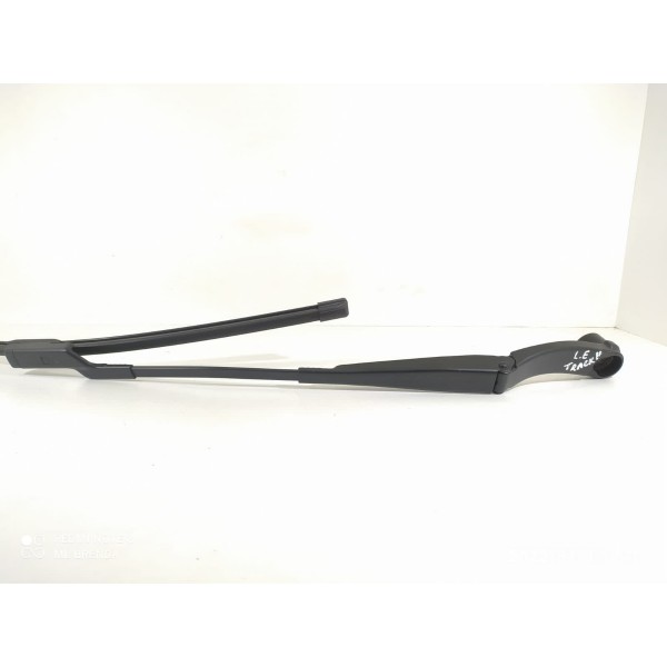 Braço Limpador Parabrisa Tracker Esquerdo 2020/2024 Orig