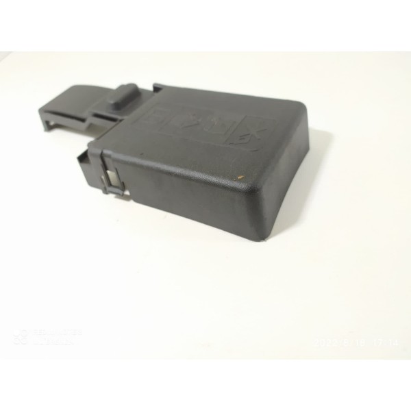 Tampa Caixa Fusivel Tracker 2020/2024 26281296