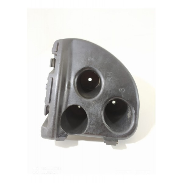 Guia Parachoque Tracker Traseiro Direito 2020/2024 26279905