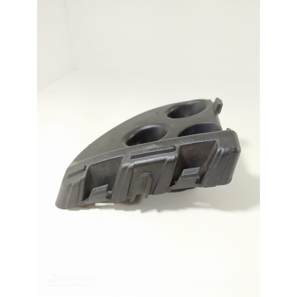 Guia Parachoque Tracker Traseiro Direito 2020/2024 26279905