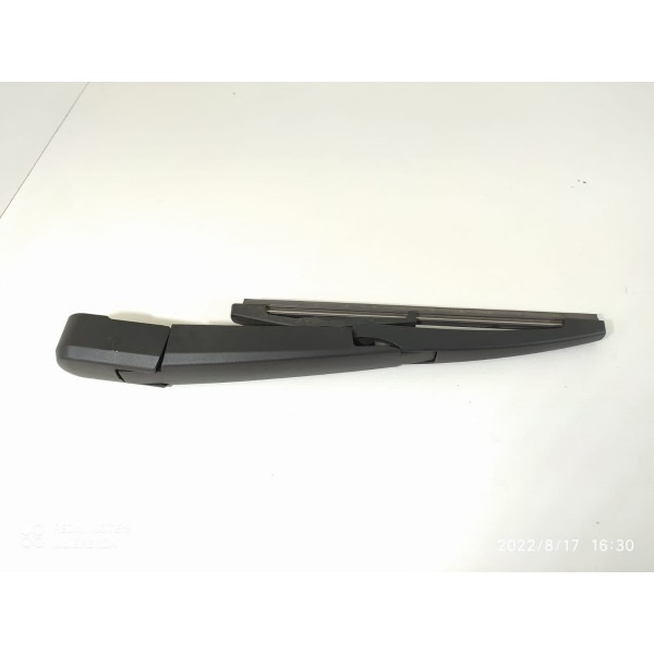 Braço Limpador Traseiro Tracker 2020/2024 Original