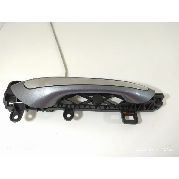 Maçaneta Externa Tracker Dianteira Direita 2020/2024