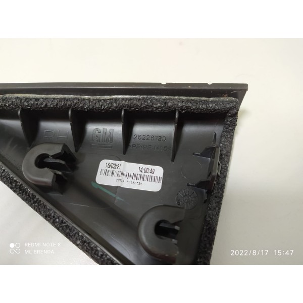 Moldura Externa Porta Tracker Traseira Direita 2020/2024