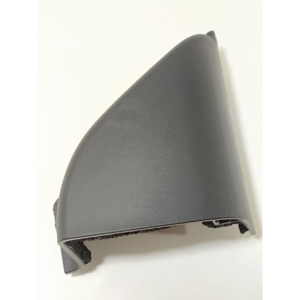 Acabamento Retrovisor Tracker Direito 2020 2021 2022 2024