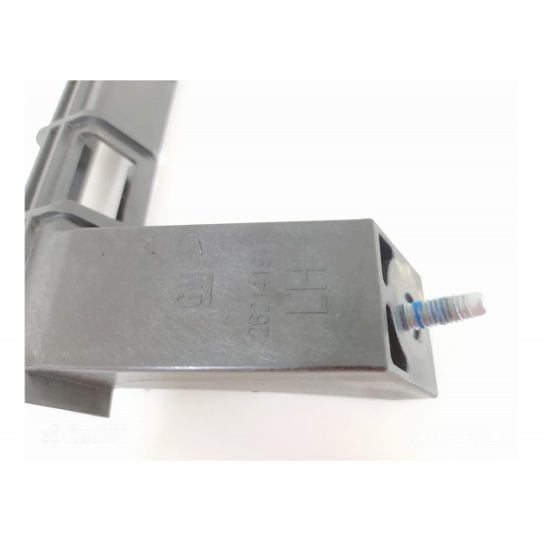 Guia Canaleta Vidro Tracker Dinteira Esquerda 2020 2021 2024