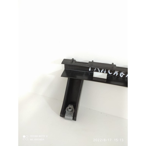 Guia Canaleta Vidro Tracker Dinteira Esquerda 2020 2021 2024