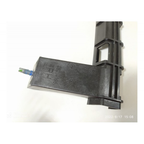 Guia Canaleta Vidro Dianteira Direita Tracker 2020/2024