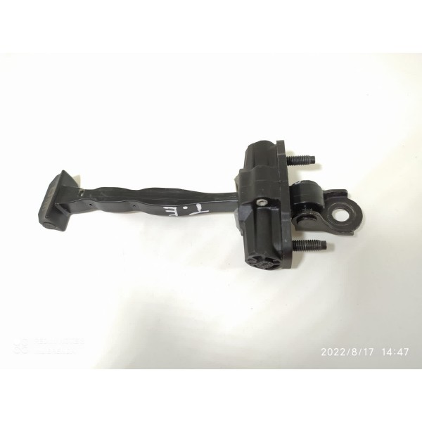 Limitador Porta Tracker Traseira Esquerda 2020/2024 Orig