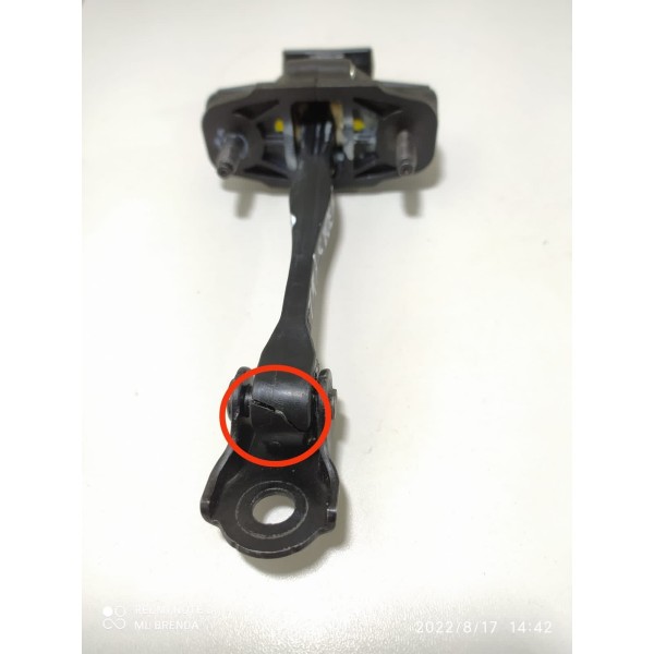 Limitador Porta Tracker Dianteira Direita 2020/2024 Orig