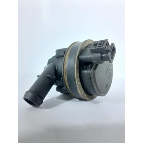 Bomba Agua Auxiliar Mercedes Gla Cla A200 15/20 A005000686