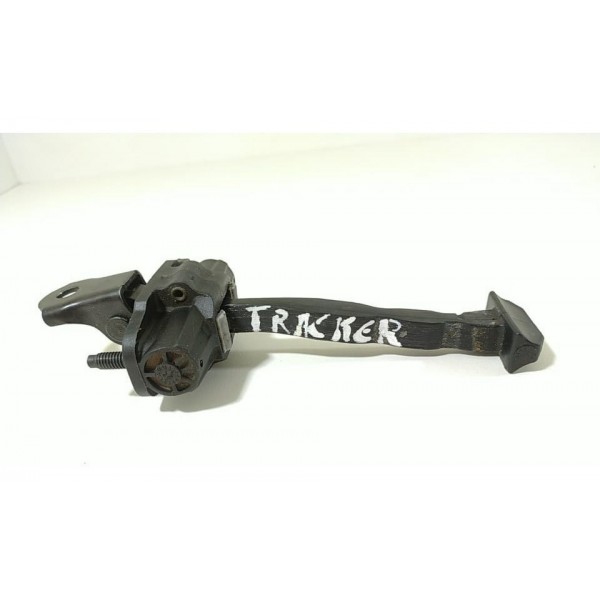 Limitador Porta Tracker Traseira Direita 2020/2024 Orig