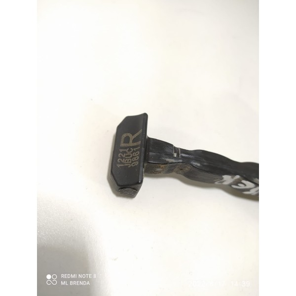 Limitador Porta Tracker Traseira Direita 2020/2024 Orig