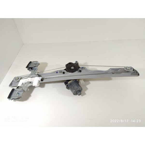 Maquina Vidro Tracker Dianteira Direita 2020/2024 26290108