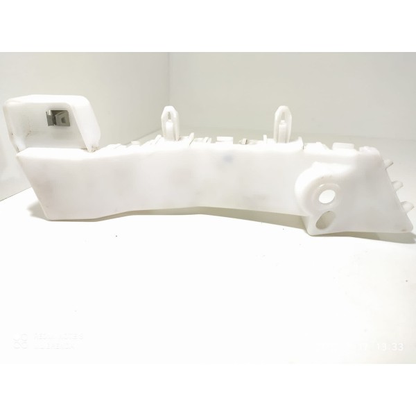 Suporte Guia Parachoque Tracker Dianteiro Esquer 220/24 Orig