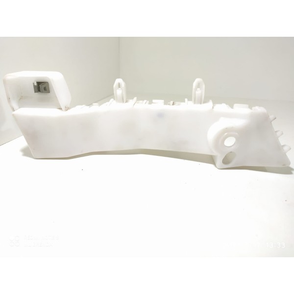 Suporte Guia Parachoque Tracker Dianteiro Esquer 220/24 Orig