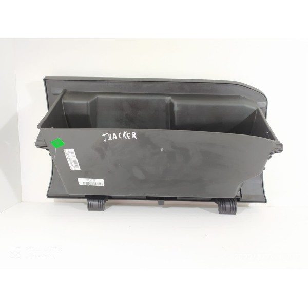 Porta Luvas Tracker 2020/2024 Det 914748434