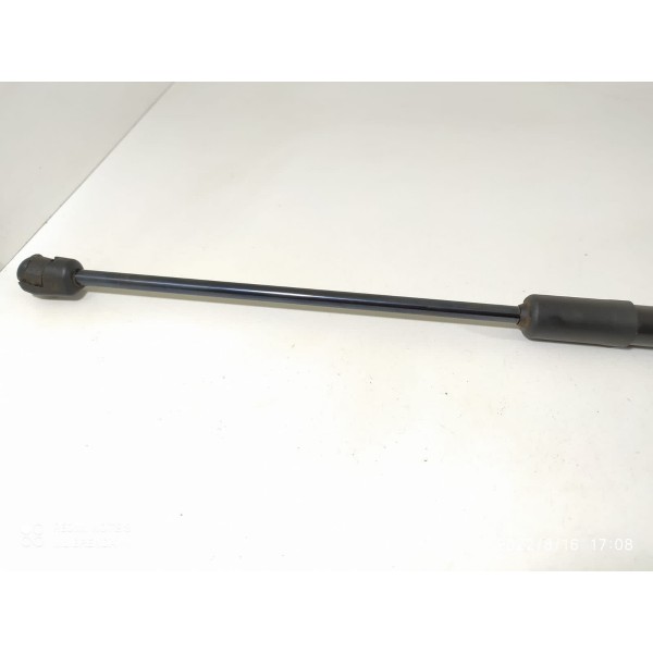 Amortecedor Tampa Traseira Tracker 2020/2024 Orig