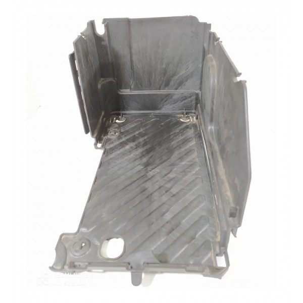 Suporte Bateria Mercedes Gla200 2015/2019 8u0807453