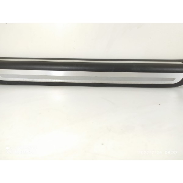 Soleira Porta Audi Q3 Dianteira Esquerda 2012/2016 Detalhe