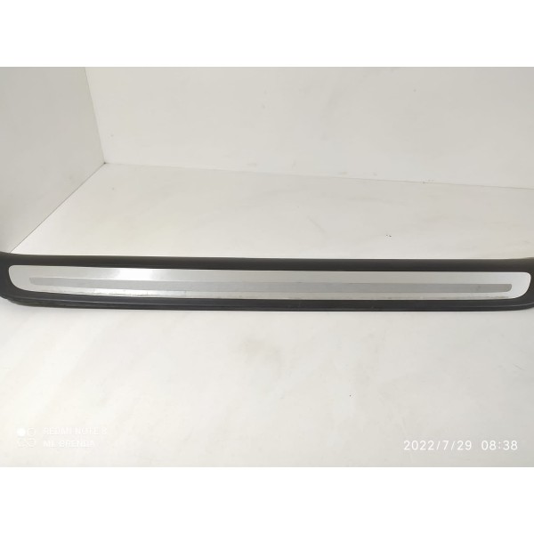 Soleira Porta Audi Q3 Dianteira Esquerda 2012/2016 Detalhe