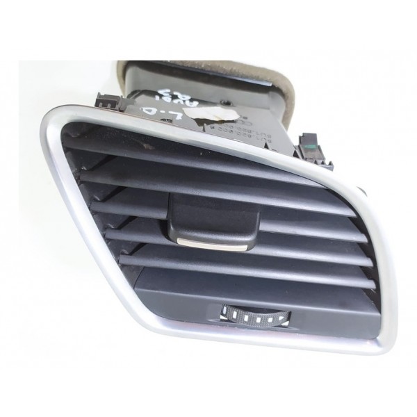 Difusor Ar Audi Q3 Direito 2013/2017 8u1820902