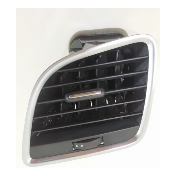 Difusor Ar Audi Q3 Esquerdo 2013/2017 8u1820901b