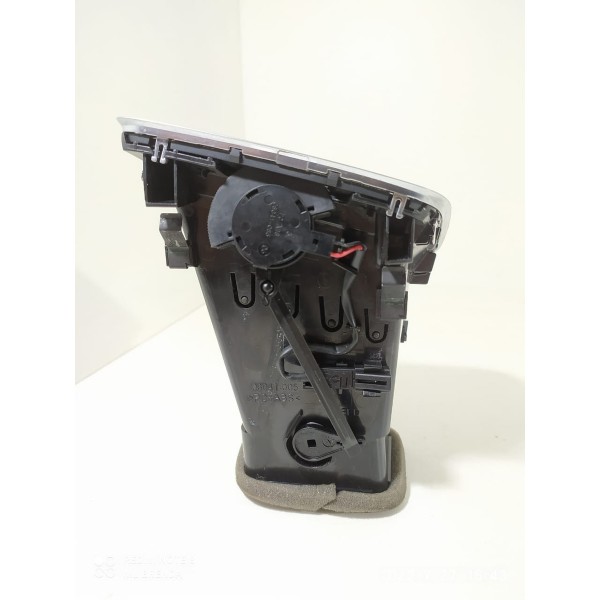 Difusor Ar Audi Q3 Esquerdo 2013/2017 8u1820901b