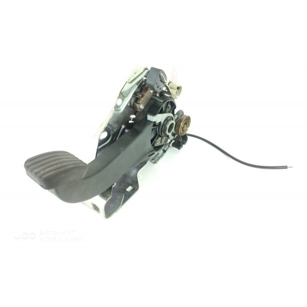 Pedal Estacionario Mercedes C180 C200 2008/2014