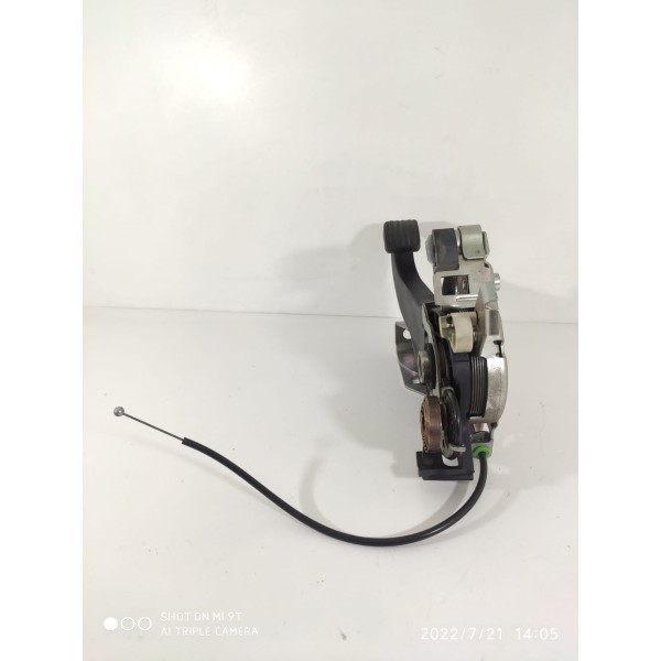 Pedal Estacionario Mercedes C180 C200 2008/2014