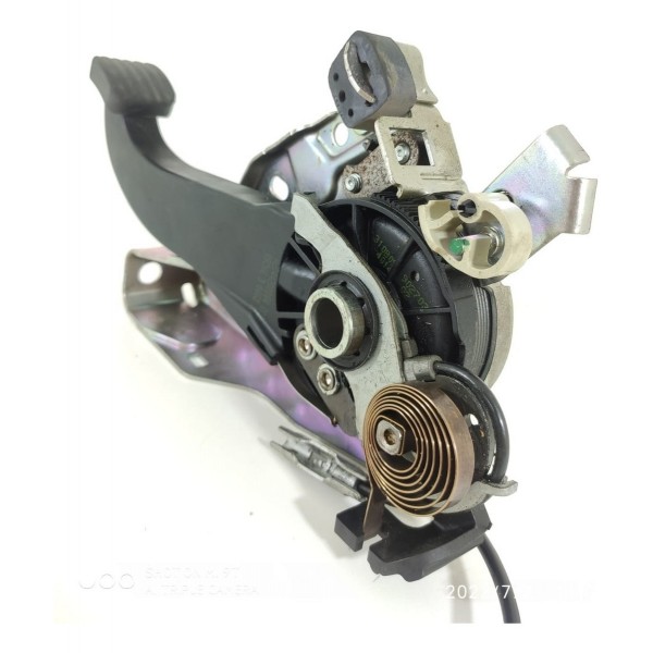 Pedal Estacionario Mercedes C180 C200 2008/2014