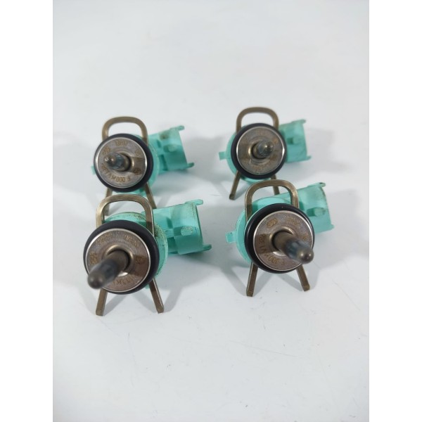 Jogo Bico Aquecedor Nissan Kicks 2016/2024 F000kv1503