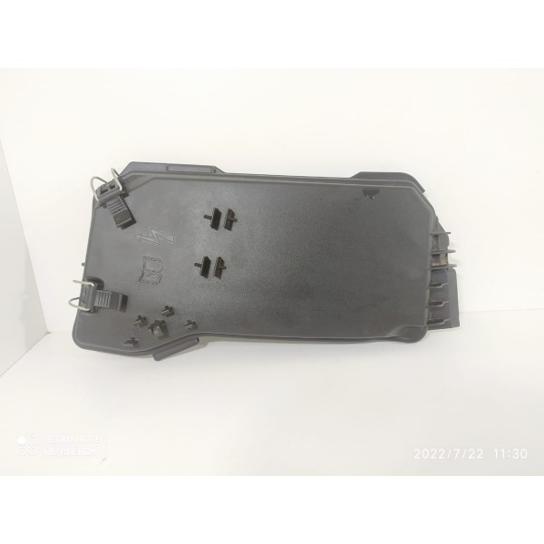 Tampa Caixa Fusivel Mercedes C180 2008/2010 A2045400082