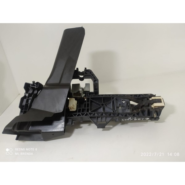 Maçaneta Externa Mercedes C180 07/14 Dianteira D A2047601634