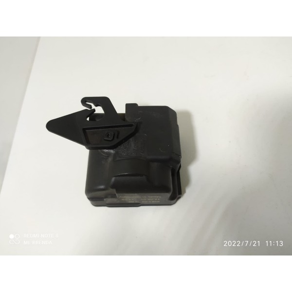 Motor Trava Portinhola Mercedes C180 C200 896105q02 /17009